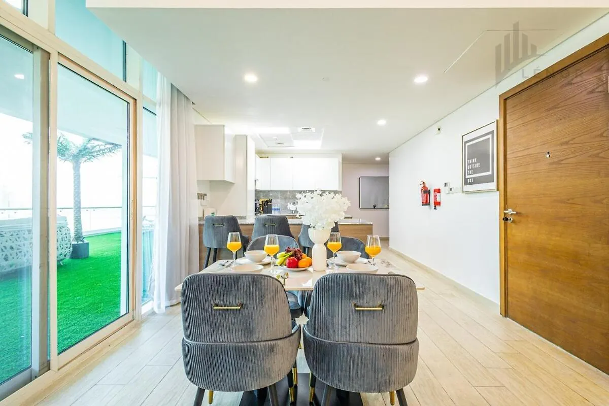 Апартаменты Modern 2Br Glowing Palm Trees Near Downtown Дубай
